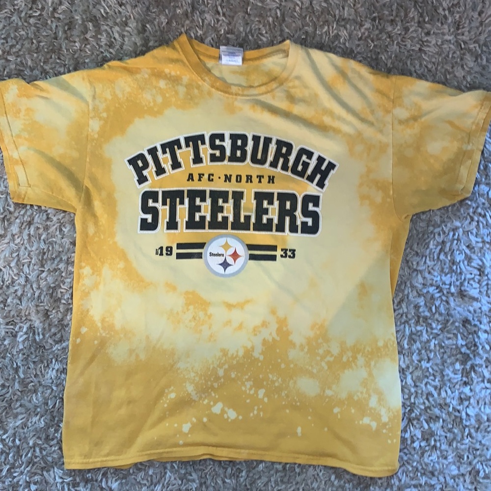 Vintage Pittsburgh Steelers Bleach-dyed t shirt. Mens Large